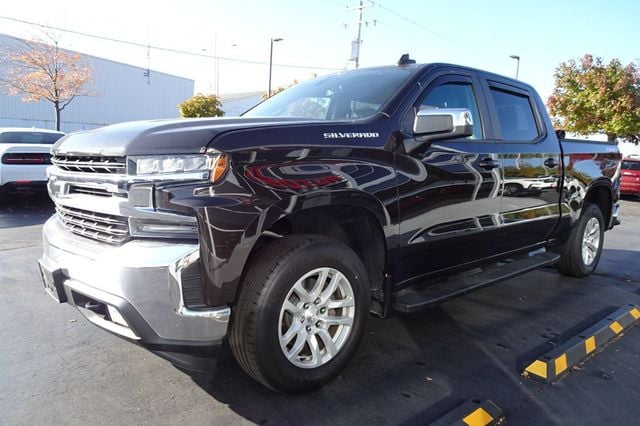 2019 Chevrolet Silverado 1500 4WD Crew Cab 147" LT - 22939885 - 3