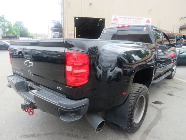 2019 Chevrolet Silverado 3500HD 4WD Crew Cab 167.7" LTZ (Clear Title) - 22881024 - 4