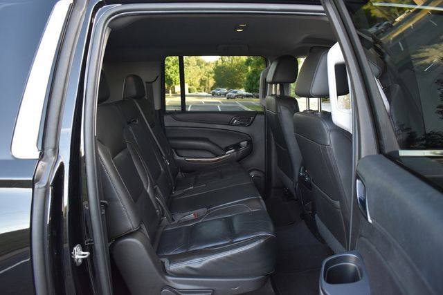 2019 Chevrolet Suburban 4WD 4dr 1500 LT - 22906368 - 29