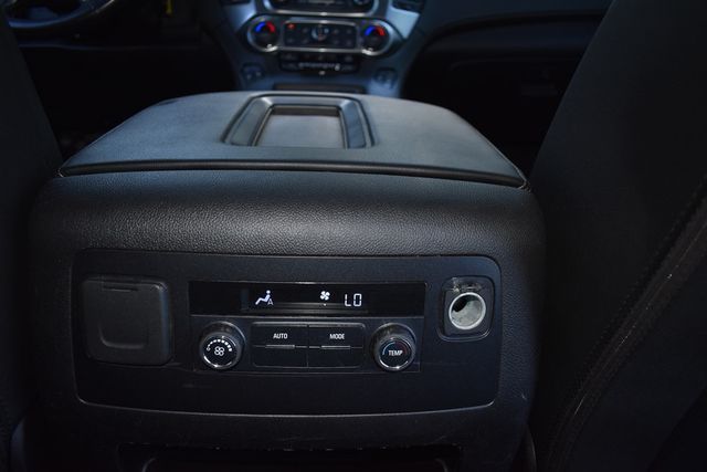 2019 Chevrolet Suburban 4WD 4dr 1500 LT - 22906368 - 31