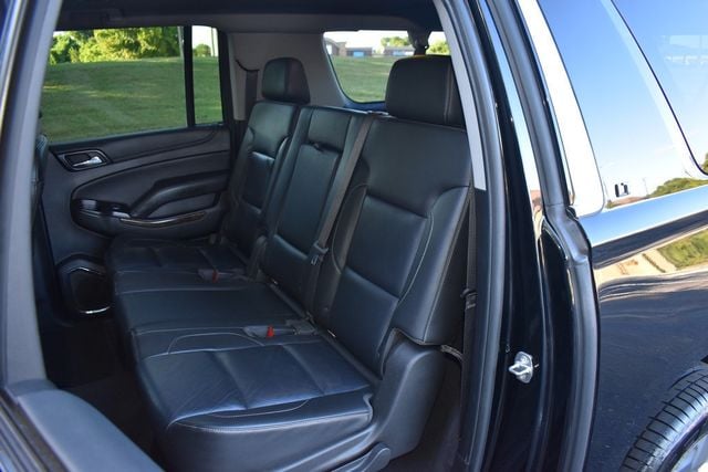2019 Chevrolet Suburban 4WD 4dr 1500 LT - 22906368 - 4