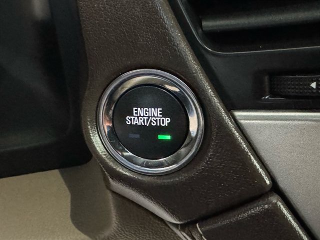 2019 Chevrolet Tahoe 4WD 4dr LT - 22930698 - 19