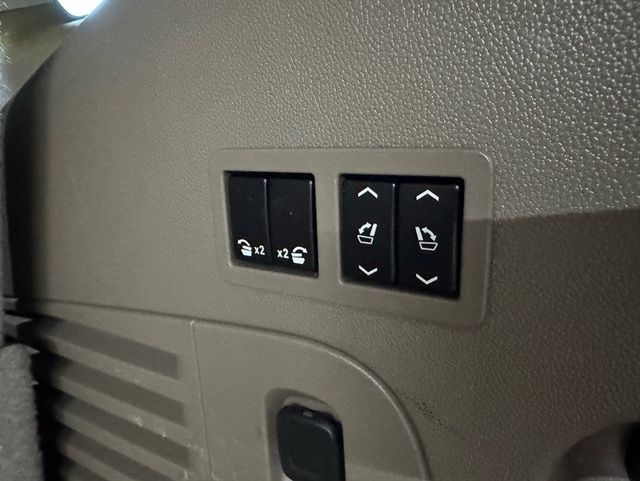 2019 Chevrolet Tahoe 4WD 4dr LT - 22930698 - 27