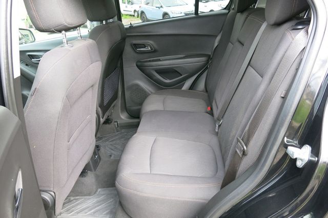 2019 Chevrolet Trax FWD 4dr LT - 22779805 - 14