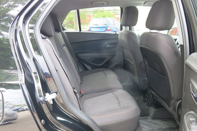 2019 Chevrolet Trax FWD 4dr LT - 22779805 - 15