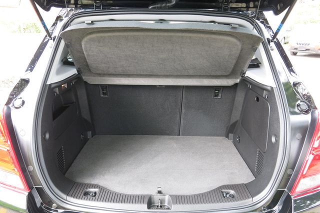 2019 Chevrolet Trax FWD 4dr LT - 22779805 - 16