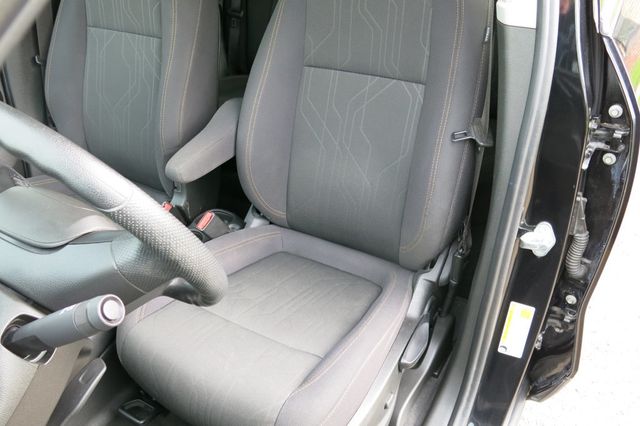 2019 Chevrolet Trax FWD 4dr LT - 22779805 - 40