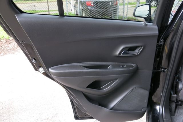 2019 Chevrolet Trax FWD 4dr LT - 22779805 - 48