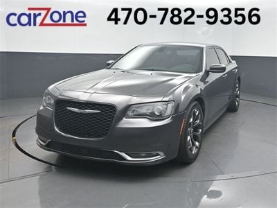 2019 Chrysler 300 S's photo