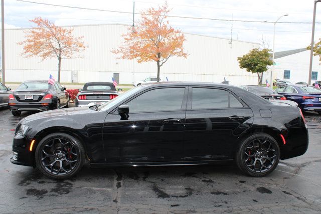 2019 Chrysler 300 300S RWD - 22937090 - 4