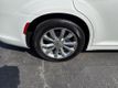 2019 Chrysler 300 Limited AWD - 22903657 - 10