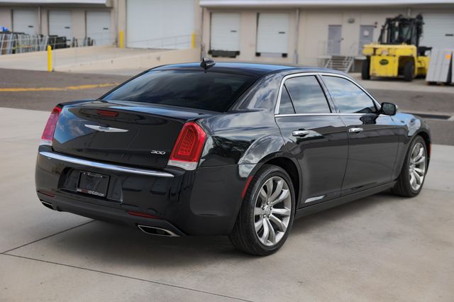 2019 Chrysler 300 Limited RWD - 22818514 - 12