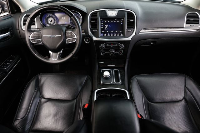 2019 Chrysler 300 Limited RWD - 22818514 - 22