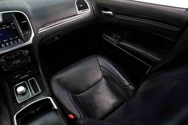 2019 Chrysler 300 Limited RWD - 22818514 - 23