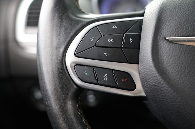 2019 Chrysler 300 Limited RWD - 22818514 - 26