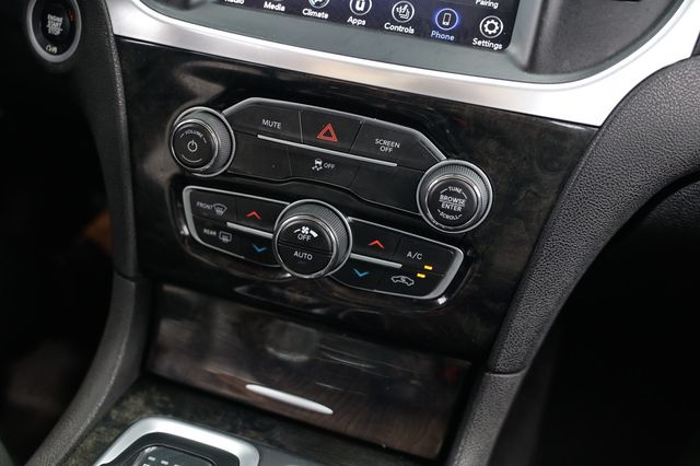 2019 Chrysler 300 Limited RWD - 22818514 - 33