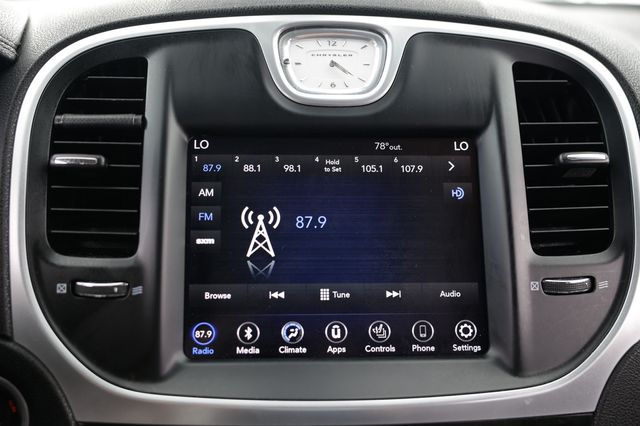 2019 Chrysler 300 Limited RWD - 22818514 - 34
