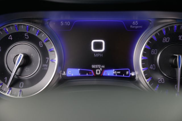 2019 Chrysler 300 Limited RWD - 22818514 - 48