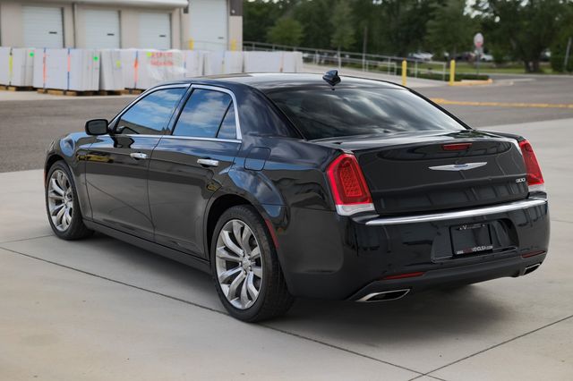 2019 Chrysler 300 Limited RWD - 22818514 - 6