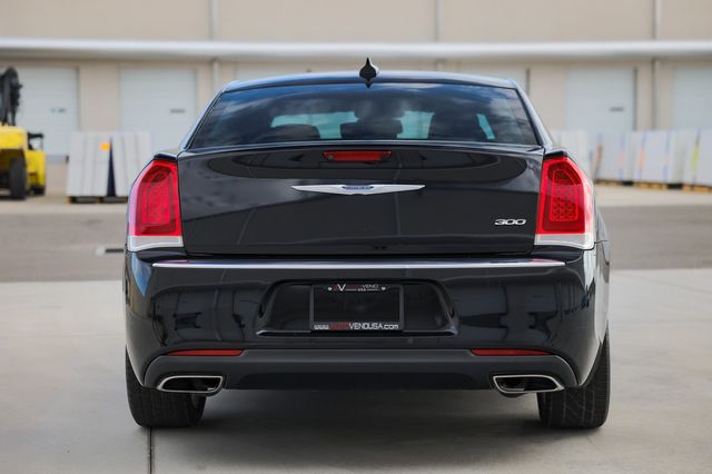 2019 Chrysler 300 Limited RWD - 22818514 - 8