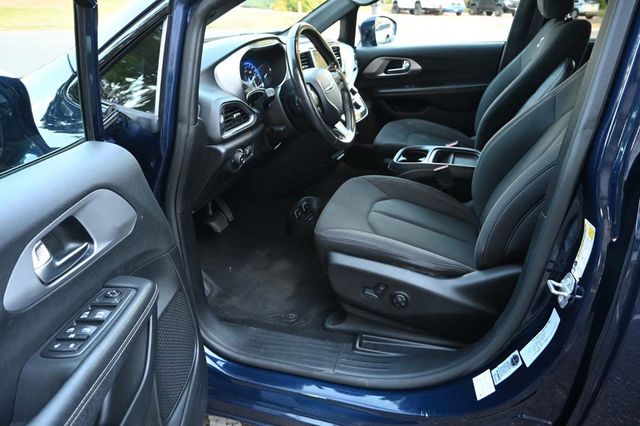 2019 Chrysler Pacifica Touring Plus FWD - 22927926 - 12