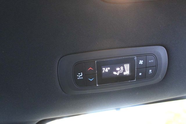 2019 Chrysler Pacifica Touring Plus FWD - 22927926 - 24