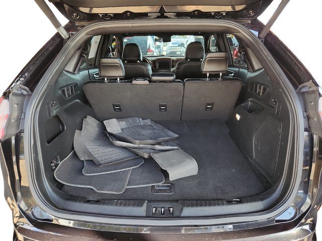 2019 Ford Edge ST AWD w/ Equipment 401A & Performance Brakes & Cold Weather Pkg - 22935950 - 21