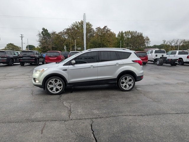 2019 Ford Escape Titanium 4WD - 22937285 - 4