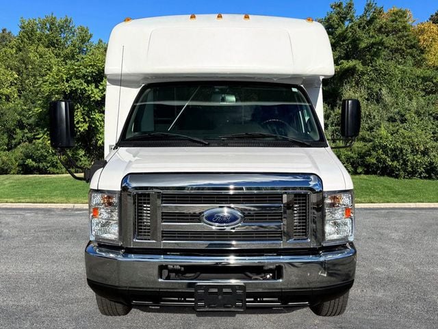 2019 Ford E-350 Cutaway Non-CDL Wheelchair Shuttle Bus For Adults Medical & Handicapped Transportation - 22925899 - 1