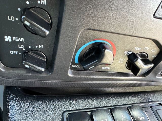 2019 Ford E-350 Cutaway Non-CDL Wheelchair Shuttle Bus For Adults Medical & Handicapped Transportation - 22925899 - 28