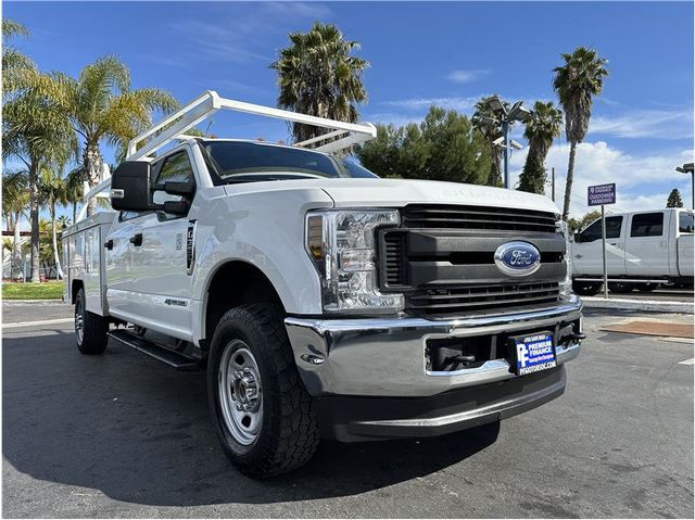 2019 Ford F350 Super Duty Crew Cab & Chassis XL 4X4 DIESEL UTILITY BED WORK REAY CLEAN - 22337945 - 2