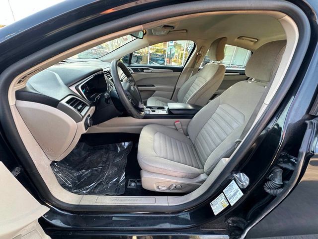 2019 Ford Fusion SE FWD - 22919550 - 13