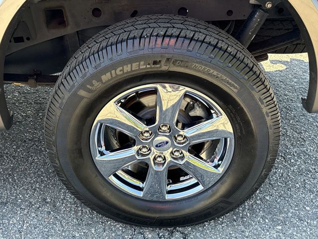 2019 Ford F-150 LARIAT - 22810363 - 13