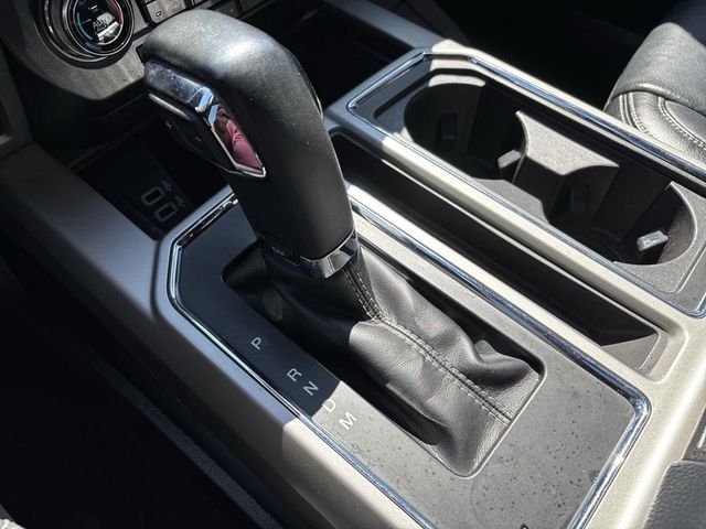 2019 Ford F-150 LARIAT - 22810363 - 25