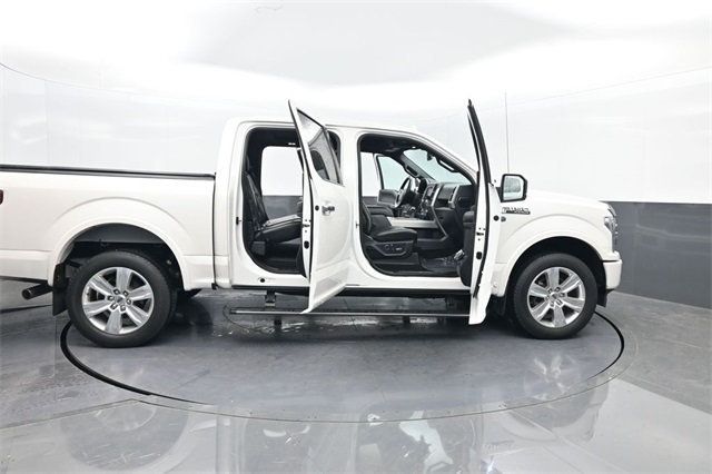 2019 Ford F-150 Platinum - 22885389 - 45