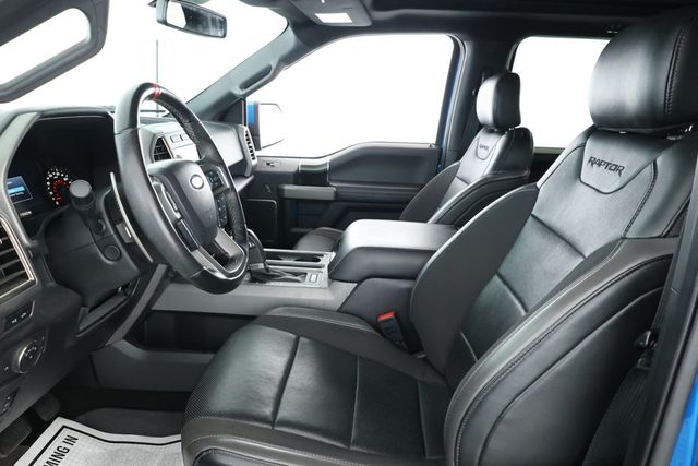 2019 Ford F-150 Raptor 4WD SuperCrew 5.5' Box w/ Equipment 802A & Technology Pkg - 22932257 - 17