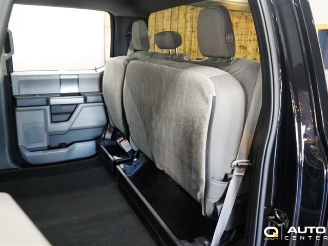 2019 Ford F-150 XLT 4WD SuperCrew 5.5' Box - 22887685 - 39