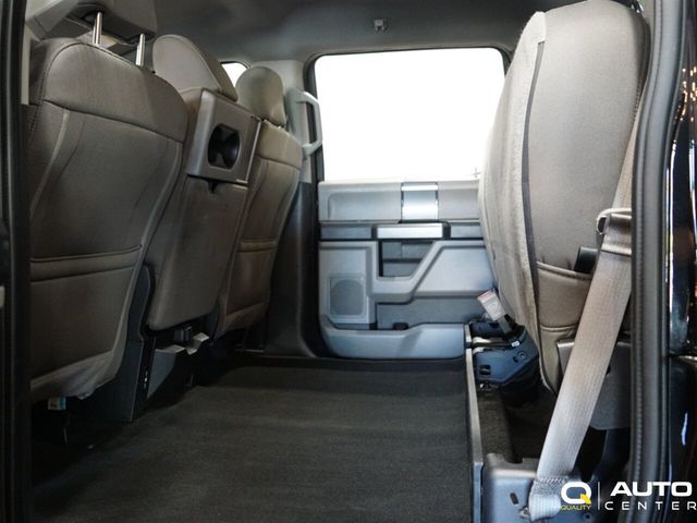 2019 Ford F-150 XLT 4WD SuperCrew 5.5' Box - 22887685 - 40