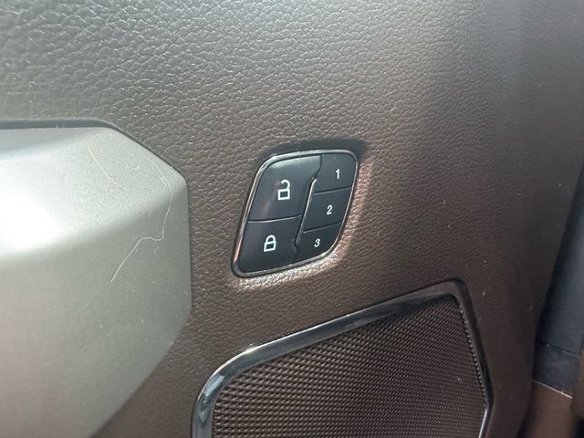 2019 Ford F-250SD King Ranch - 22928217 - 16