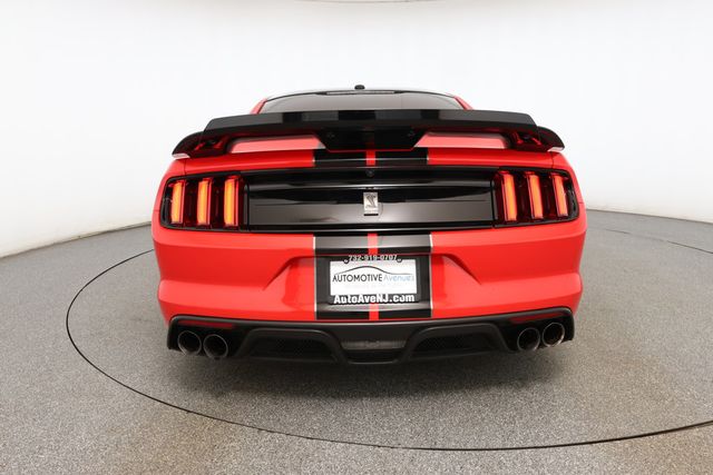 2019 Ford Mustang Shelby GT350 Fastback w/ Electronics & Handling Packages - 22918607 - 4