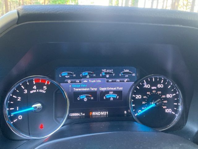 2019 Ford Super Duty F-450 DRW LARIAT 4WD Crew Cab 8' Box - 22930639 - 29