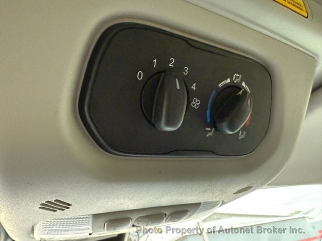 2019 Ford Transit Van T-150 130" Med Rf 8600 GVWR Sliding RH Dr - 22934885 - 29