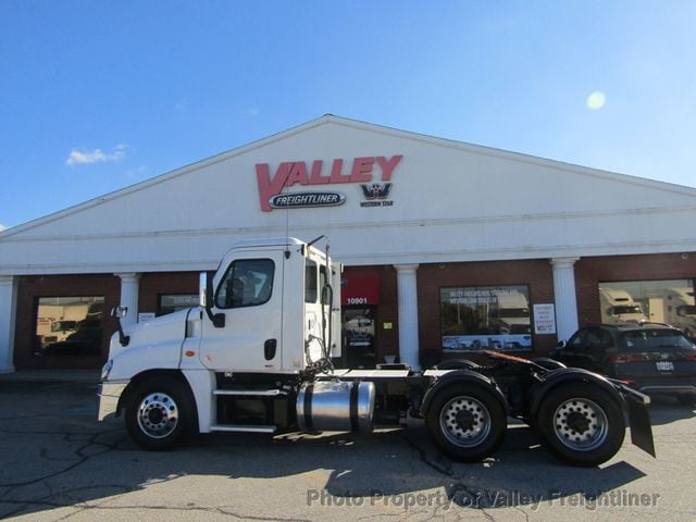 2019 Freightliner Cascadia 126  - 22929410 - 9
