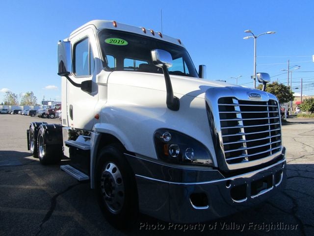 2019 Freightliner Cascadia 126  - 22929410 - 2