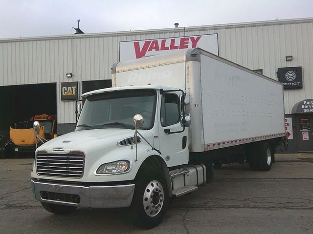 2019 Freightliner M2106 2019 FREIGHTLINER 28' MORGAN BOX TRUCK - 22920572 - 0
