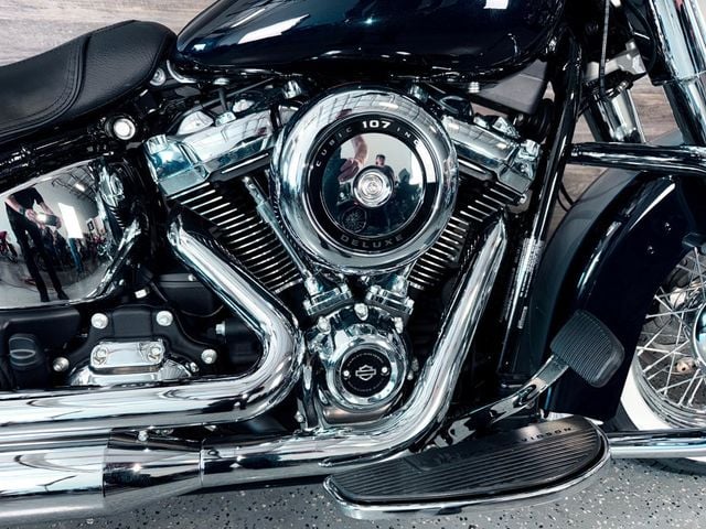 2019 Harley-Davidson FLDE Deluxe LIKE NEW! - 22884017 - 5