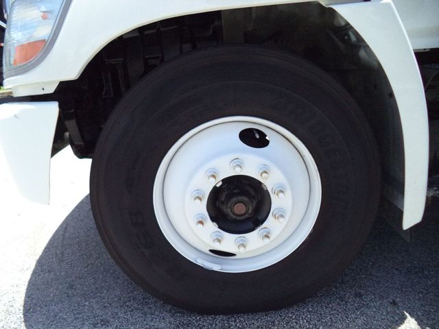 2019 HINO 268A w/ 26ft Refrigerated Box Truck Carrier Supra 860 Reefer - 22874511 - 17