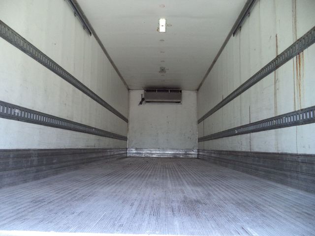 2019 HINO 268A w/ 26ft Refrigerated Box Truck Carrier Supra 860 Reefer - 22874511 - 23