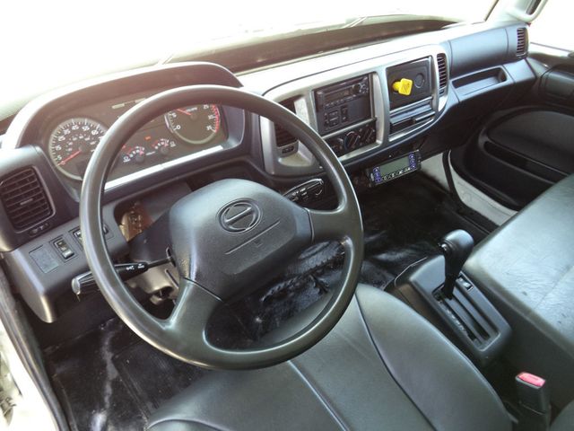 2019 HINO 268A w/ 26ft Refrigerated Box Truck Carrier Supra 860 Reefer - 22874511 - 32