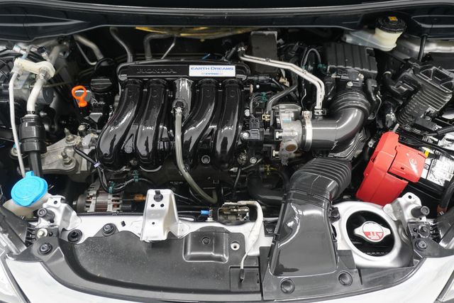 2019 Honda Fit LX CVT - 22910440 - 24